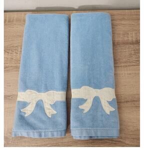 The Avanti Look Hand Towel Set of 2 Vintage Blue with White Bow 16"x26" Linens